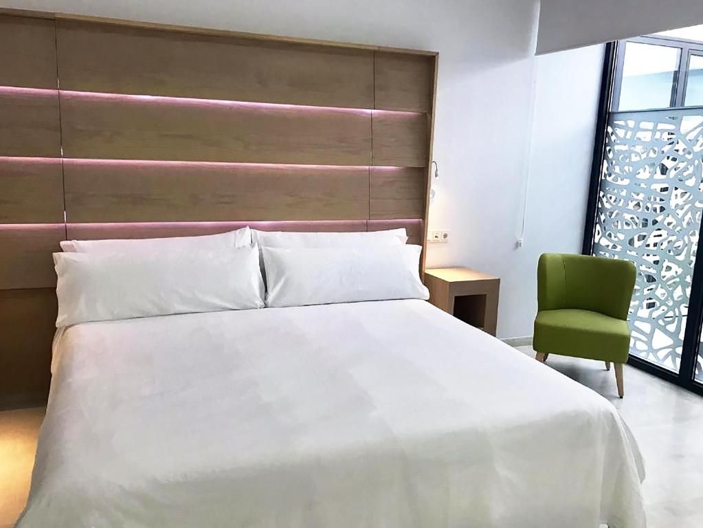 Feelathome Rivero Apartments - 17