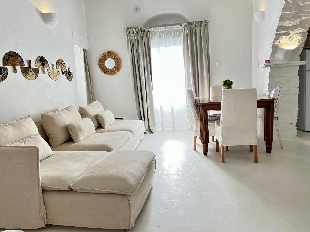 Posedenie v ubytovaní SAO Smallport Naoussa Paros