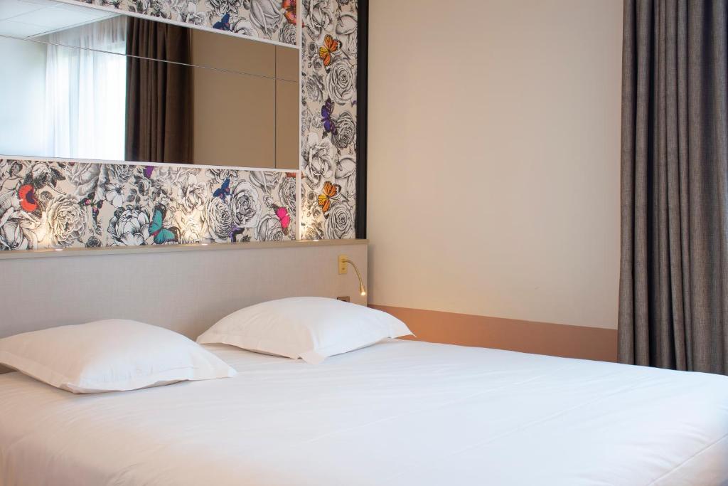 Brit Hotel Nantes La Beaujoire Parc Expo - Dos Habitaciones Dobles Comunicadas