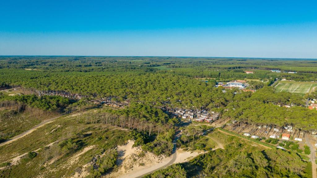 Photo de la galerie de l'établissement Camping Village Le Vieux Port*****, à Messanges