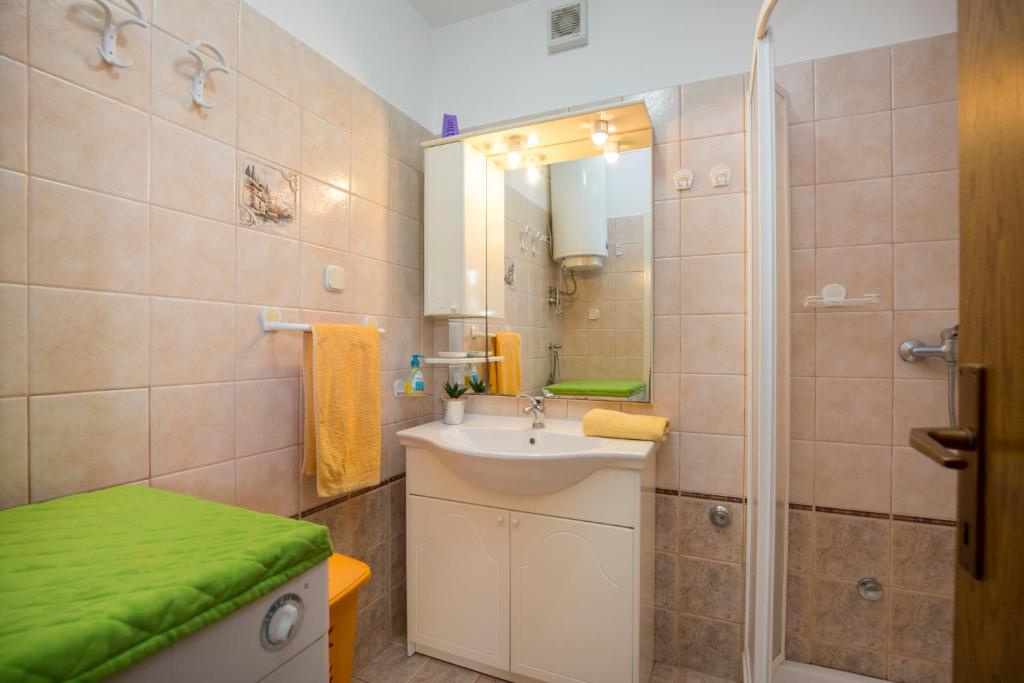 Kúpeľňa v ubytovaní Apartment Elio 1606