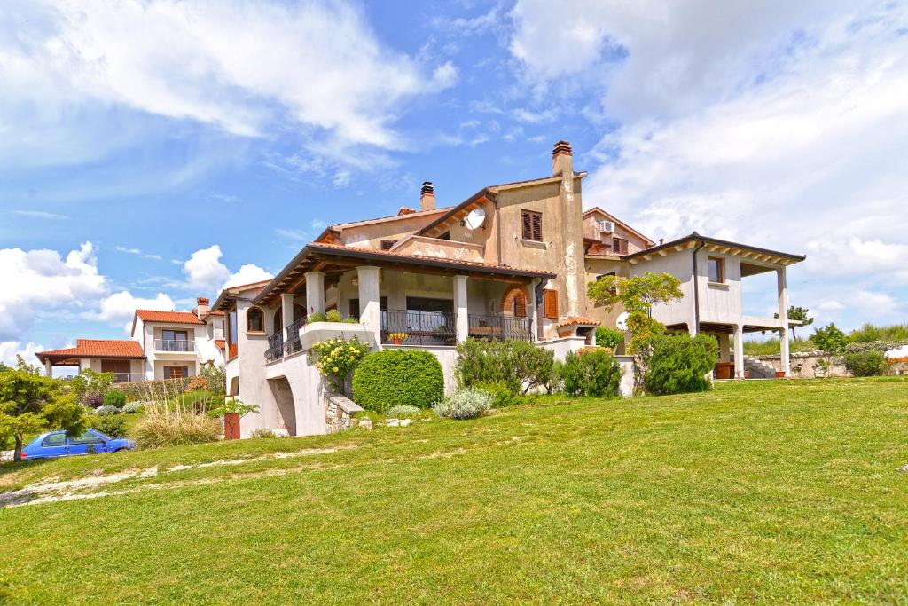 Vonkajšia záhrada v ubytovaní Apartment Elio 1606