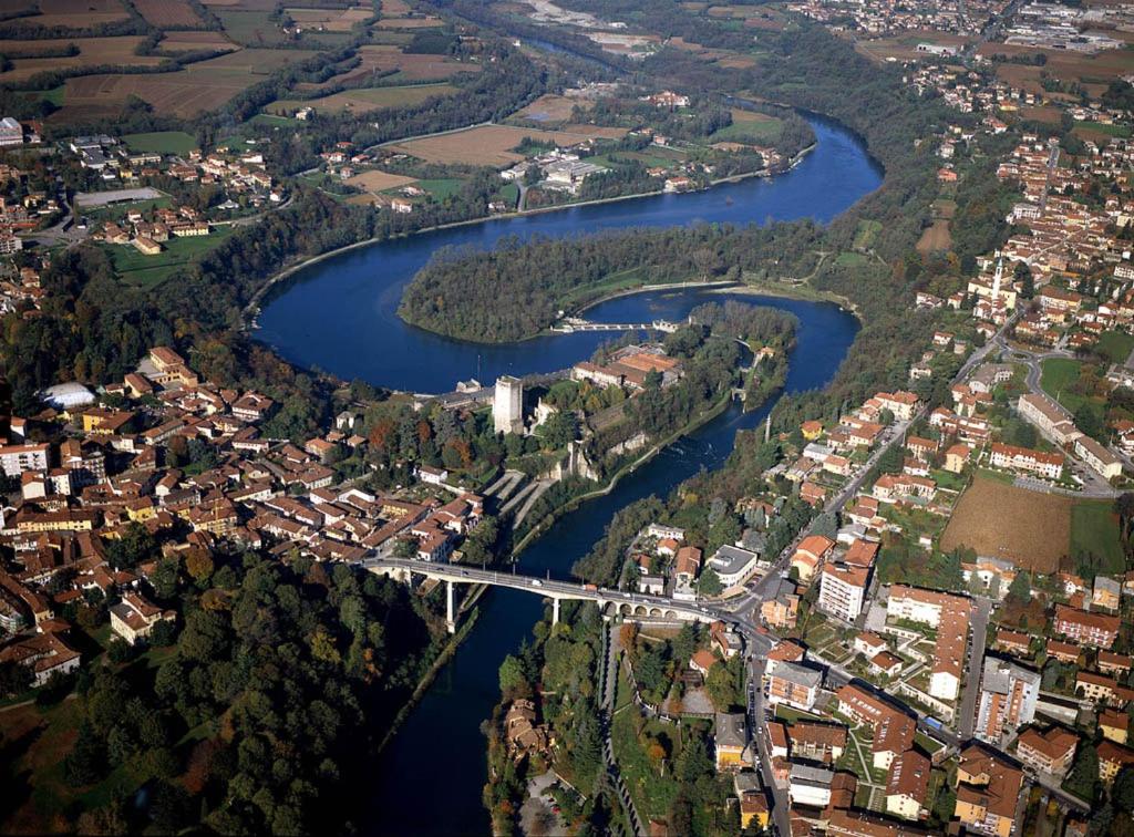Výhled na řeku, která protéká v blízkosti apartmánu