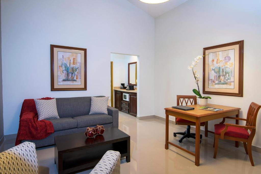 Posezení v ubytování Hodelpa Garden Suites - All Inclusive
