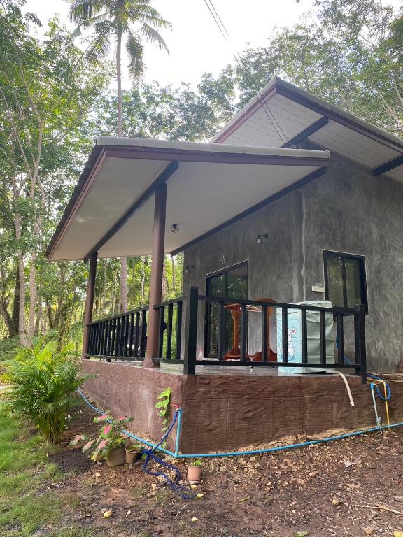 Ban Choengkao - Bungalow Met één Slaapkamer