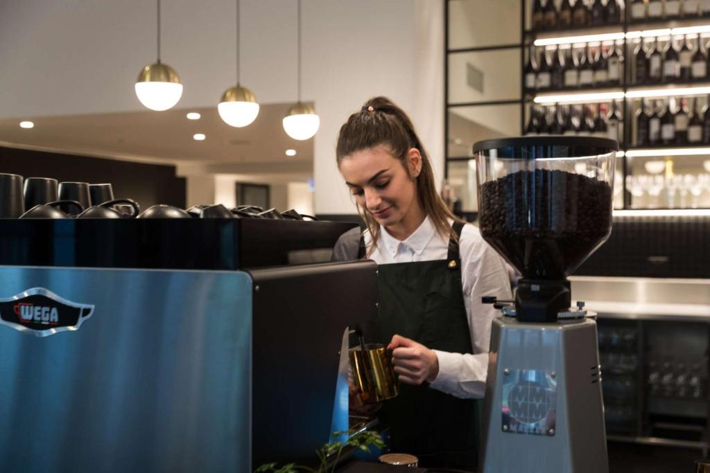 The Victoria Hotel - Resim 36