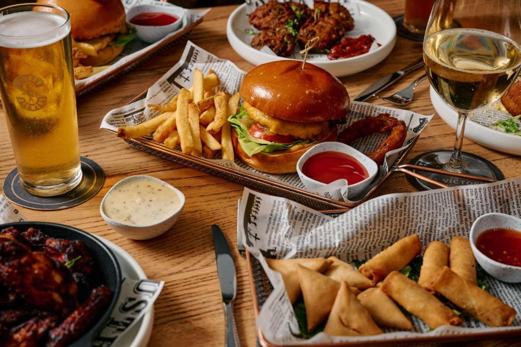 The Victoria Hotel - Resim 6