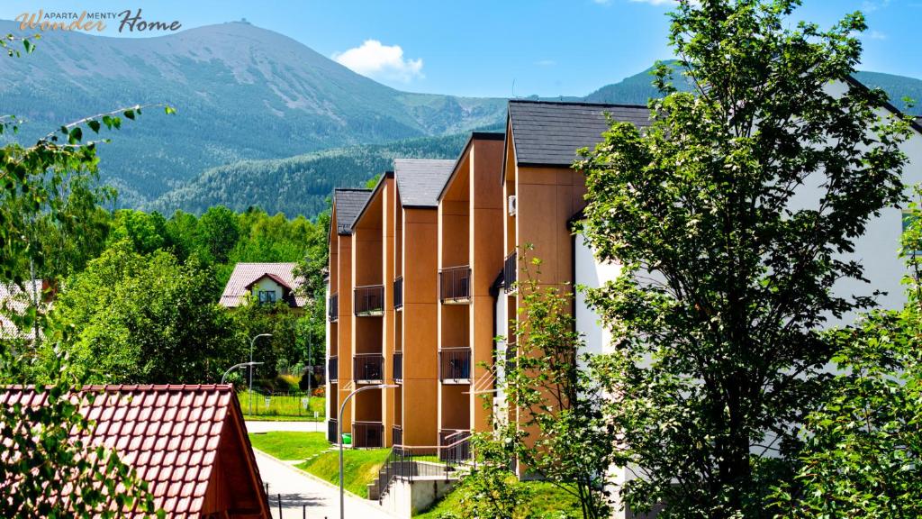 Výhľad na hory alebo výhľad na hory priamo z apartmánu