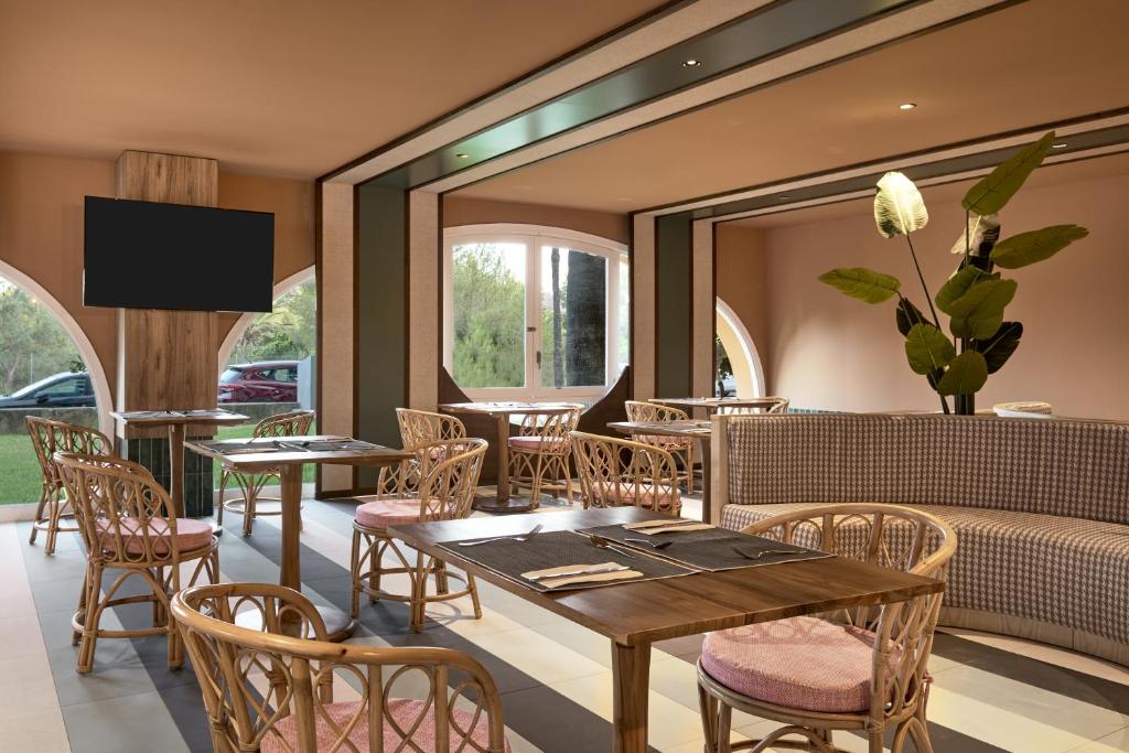 TV o dispositivi per l'intrattenimento presso tent Mojito Suites
