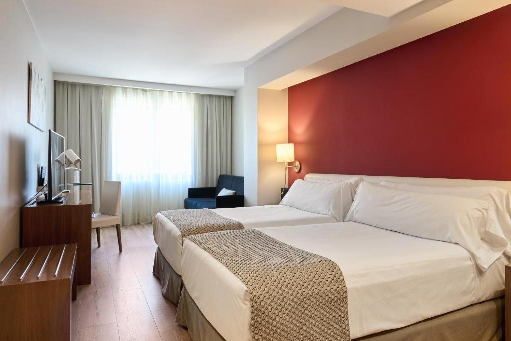 
Family Room (4 guest)
