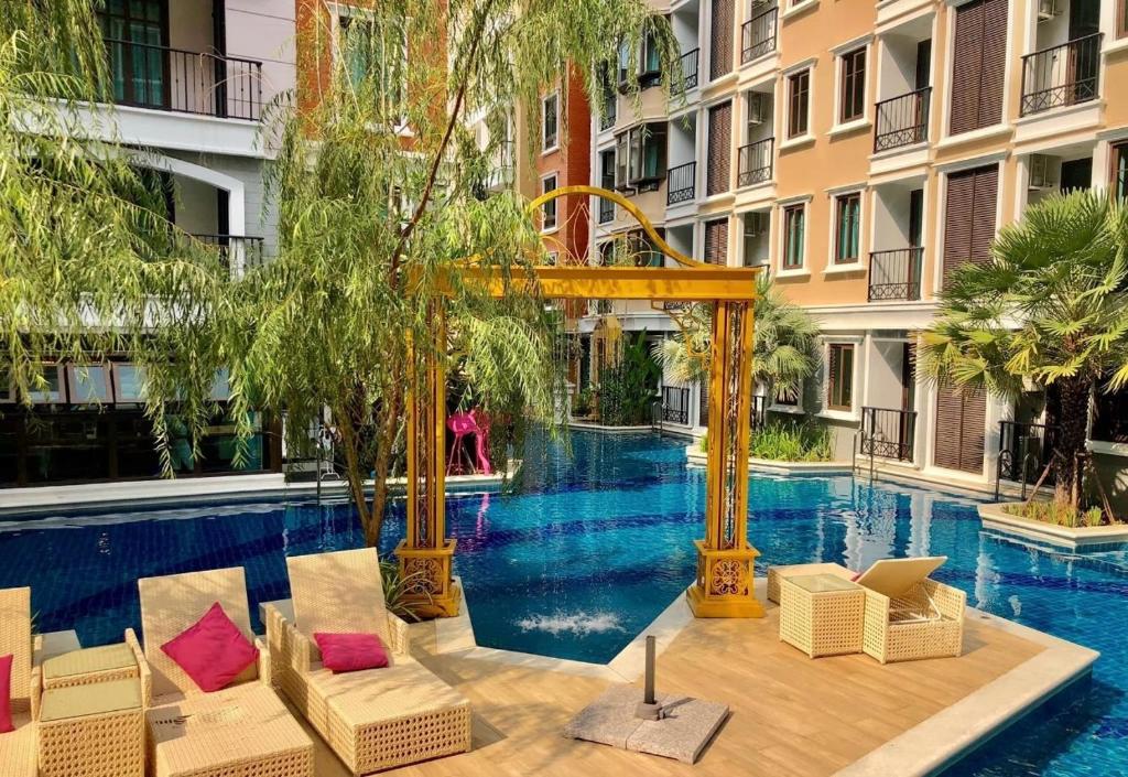 Espana condo resort pattaya by Nongying - Resim 14