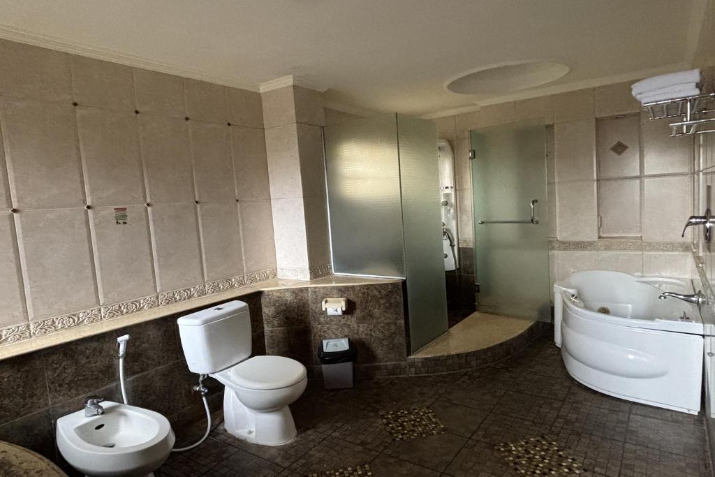 Hotel Pesona Bamboe Lembang - Suite De Lujo