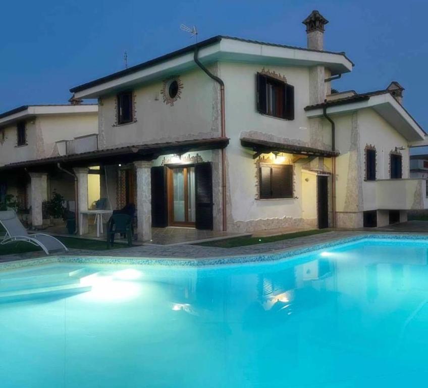 Bazén v ubytování Luxury B&B Resort nebo v jeho okolí