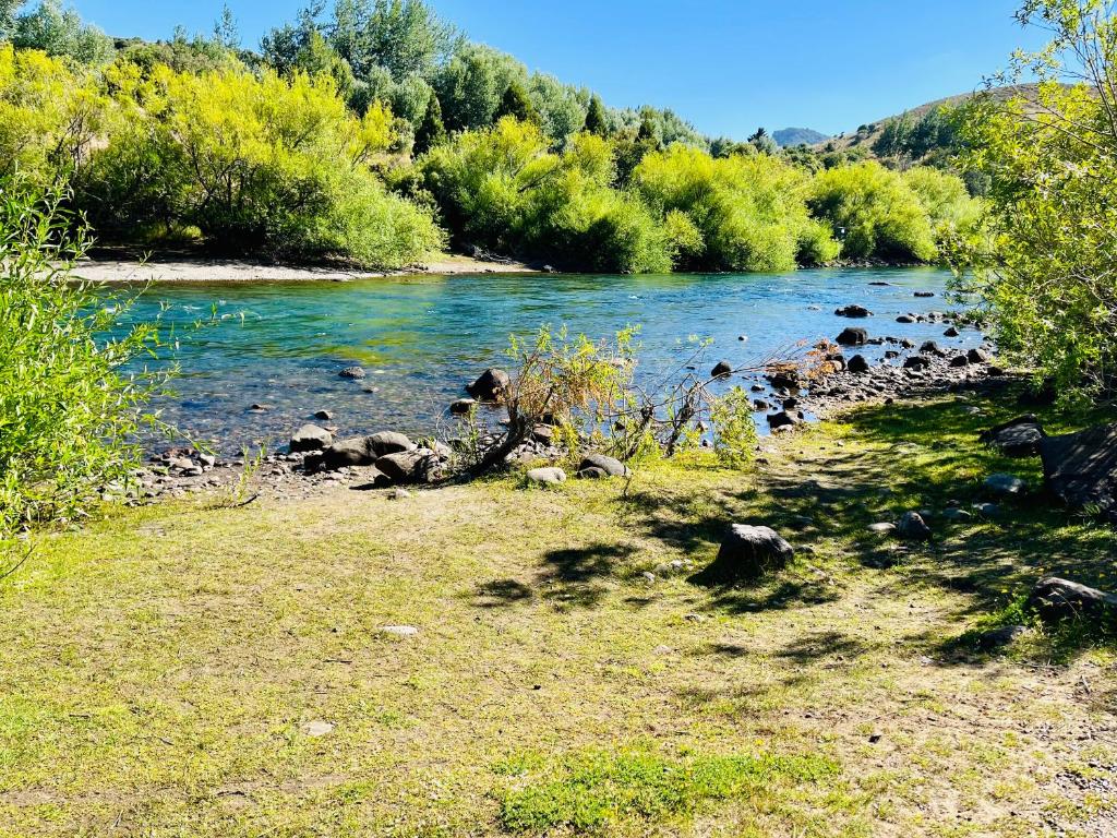 Fly Fishing Cabin, River Coast.