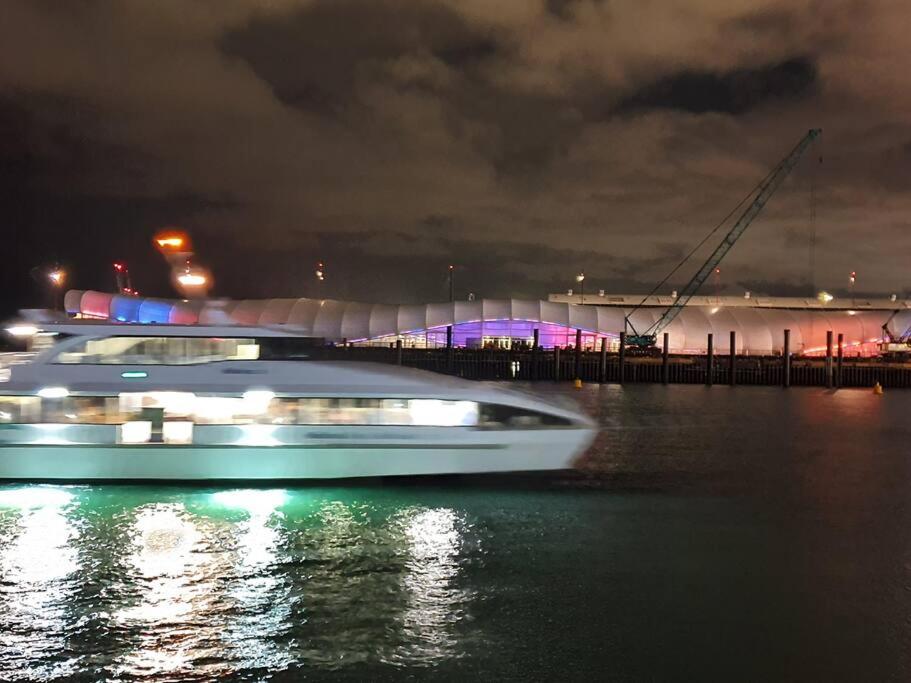 BRAND NEW! Modern amazing 1Bed - Princes Wharf - Resim 22