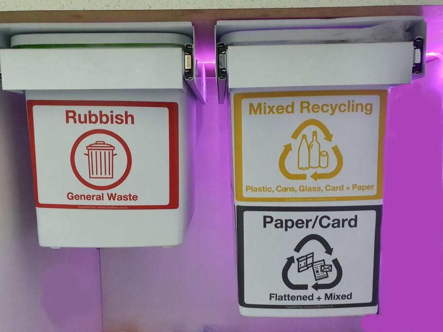 BRAND NEW! Modern amazing 1Bed - Princes Wharf - Resim 26