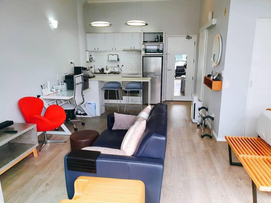 BRAND NEW! Modern amazing 1Bed - Princes Wharf - Resim 32