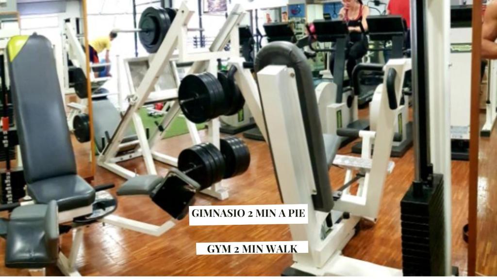 Posilňovňa alebo fitness centrum v ubytovaní Apartamento Completo Boquerón de Granada