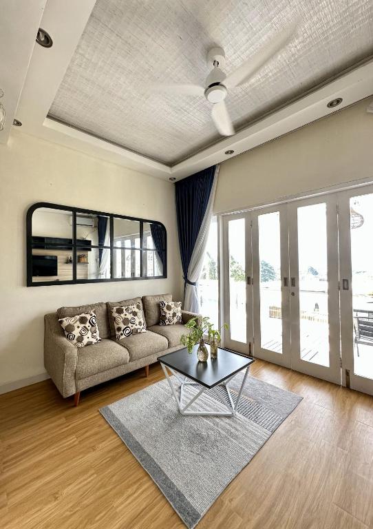 Villa 4BR Bukit Images