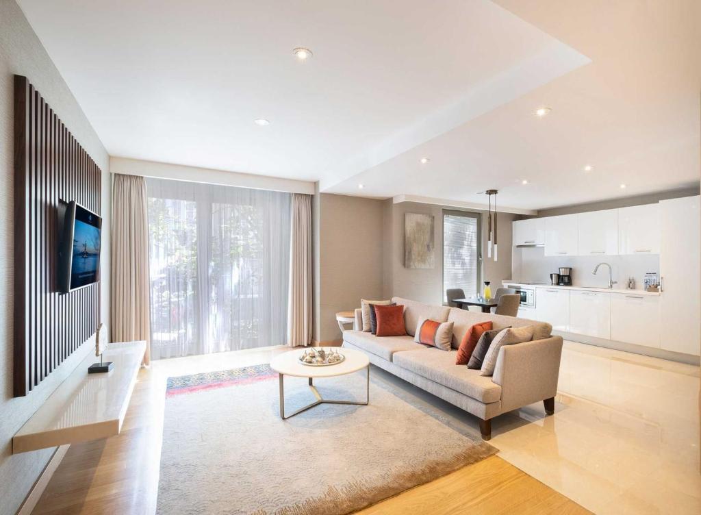 CVK Park Bosphorus Hotel Istanbul - Park Prestige Suites One Bedroom Apartment