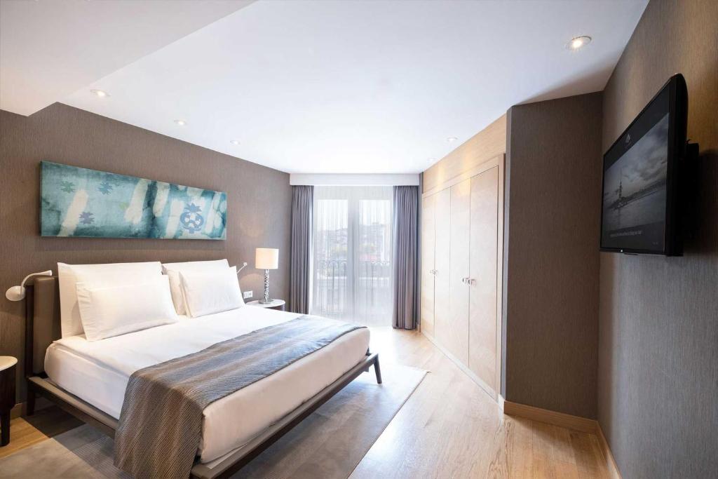 CVK Park Bosphorus Hotel Istanbul - Park Prestige Suites One Bedroom Apartment With Bosphorus View