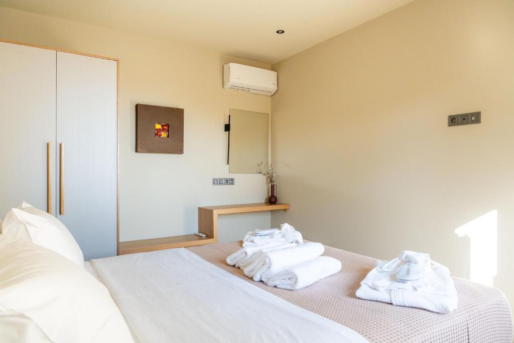 Postel nebo postele na pokoji v ubytování Nodeas Villa