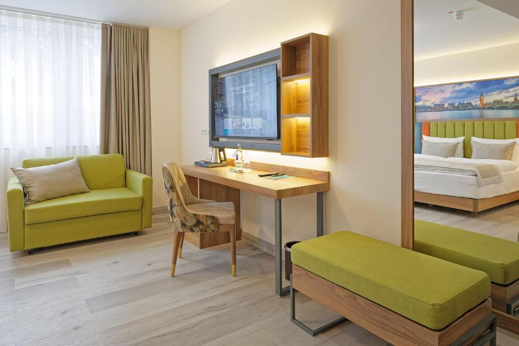 Friends Hotel Düsseldorf-Airport Ratingen - Habitación Superior Con Cama King