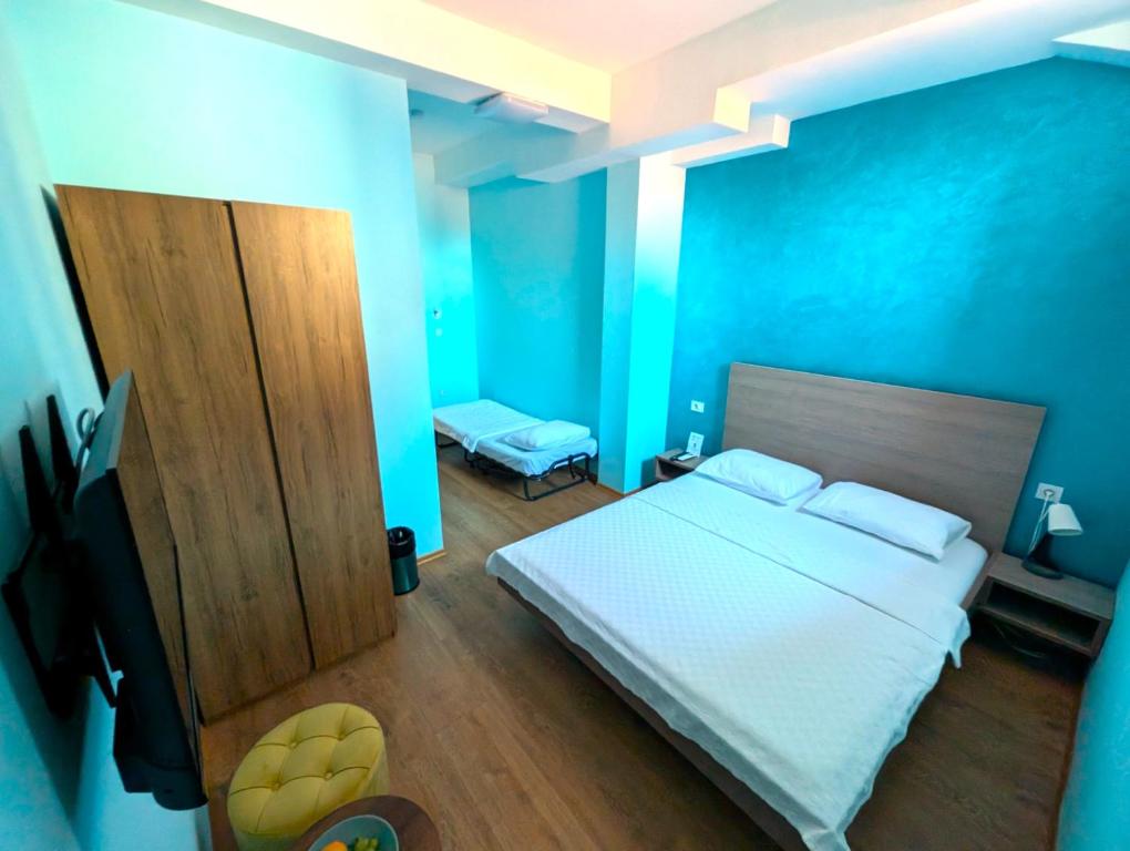 Easy Apartments Kumanovo - Deluxe Triple Room