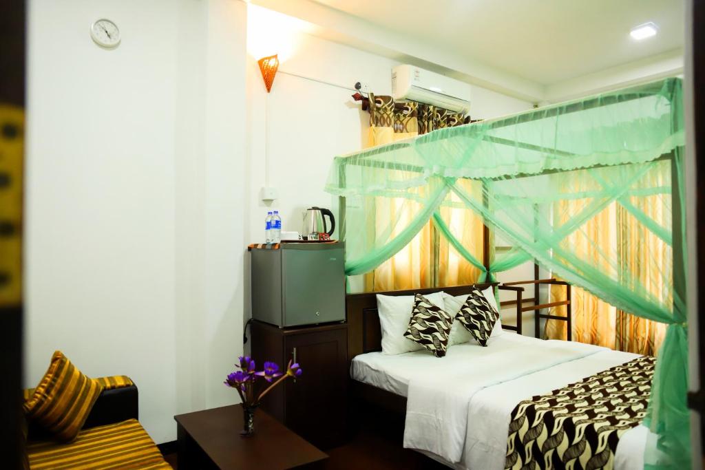 Village Star Rest-Mirissa - Family Suite With Balcony