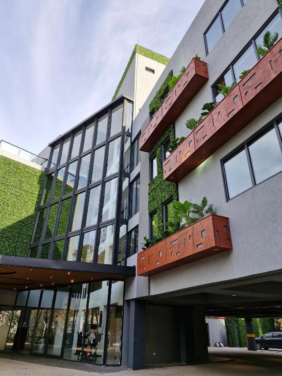 Mérit Parque Leloir by Amérian