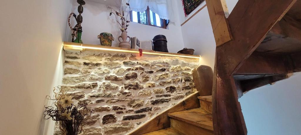 Fotografie z fotogalerie ubytování Guest House Emily v destinaci Gjirokastër