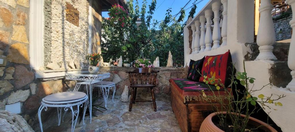 Fotografie z fotogalerie ubytování Guest House Emily v destinaci Gjirokastër