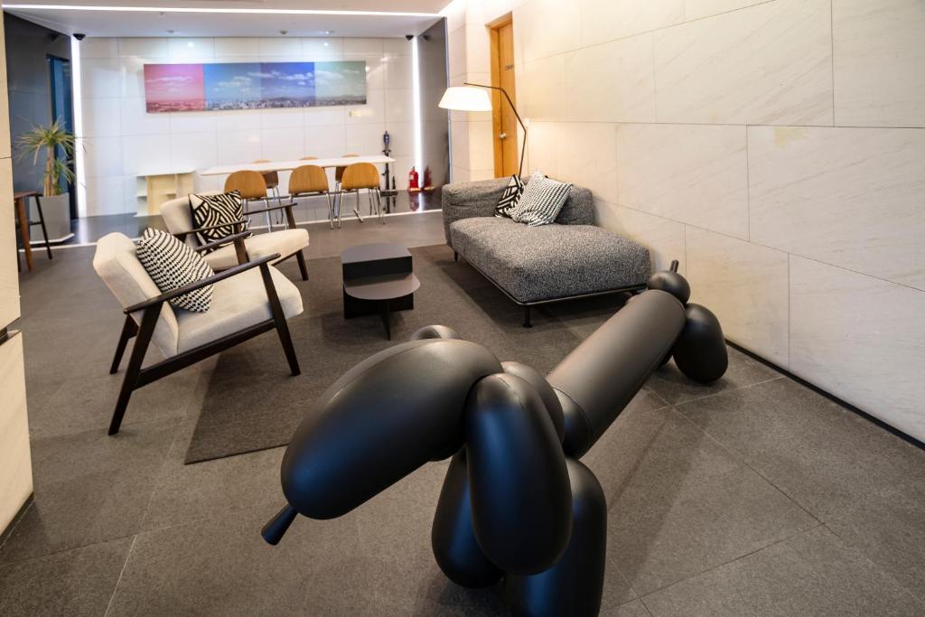 Posezení v ubytování Seoul Hotel ShinShin Myeongdong