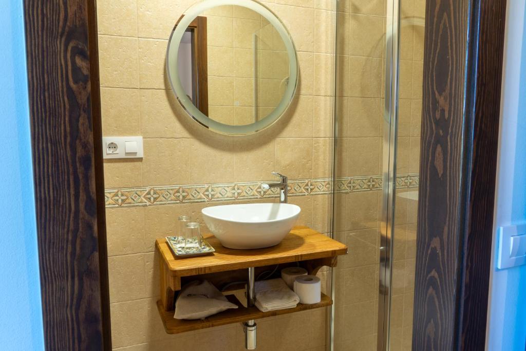 Casa Rural Laxido - Double Or Twin Room With Garden View