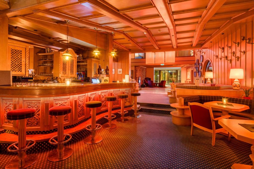 Reštaurácia alebo iné gastronomické zariadenie v ubytovaní Hotel NockResort