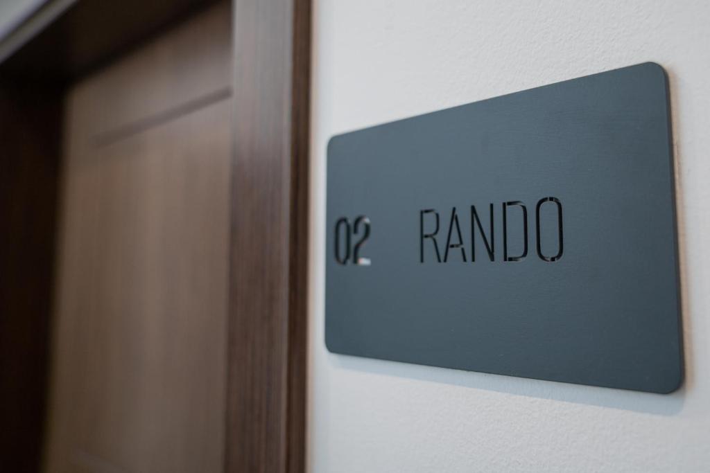 La Siesta de Picasso - 17