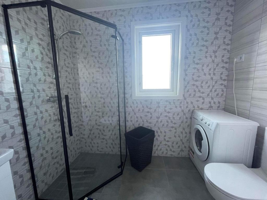 Koupelna v ubytování Ödeshög Modernt och stilfullt B&B