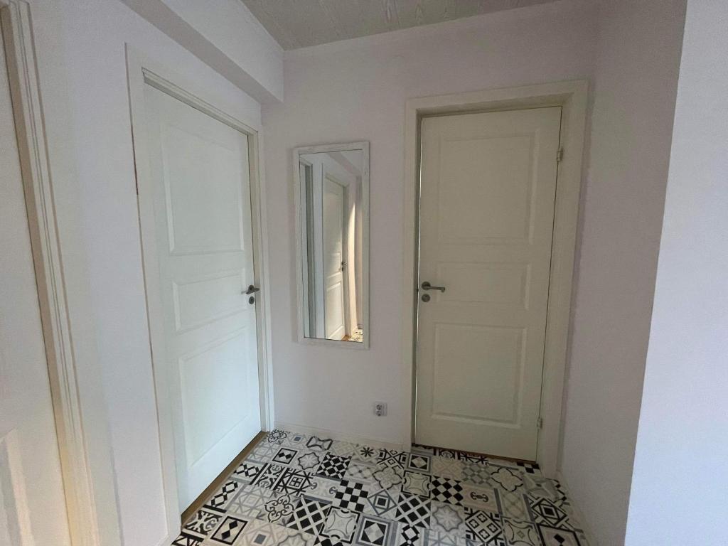 Postel nebo postele na pokoji v ubytování Ödeshög Modernt och stilfullt B&B