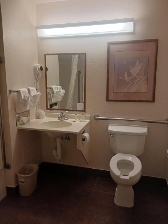 Super 8 by Wyndham Las Vegas photo