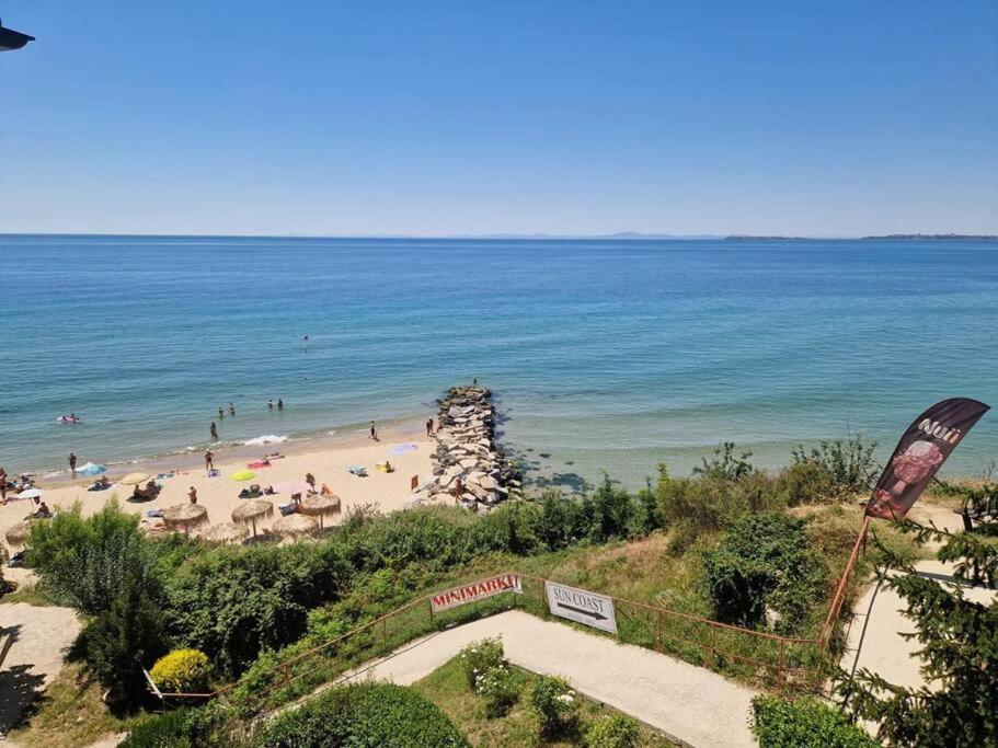 Stunning Beach View Apartment