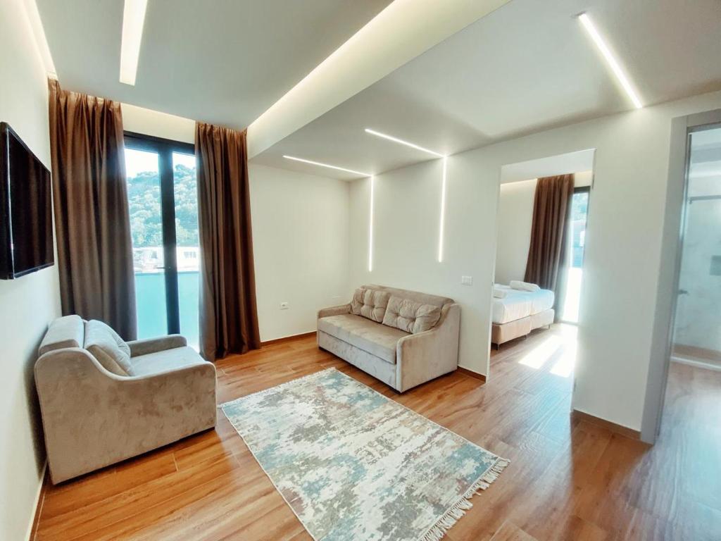 Uma área de estar em ADRIATIK Hotel