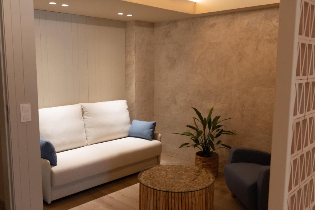 Posezení v ubytování XULOS Rooms & Suites