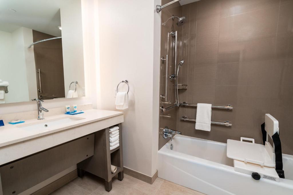 Hyatt House Nashville Airport photo