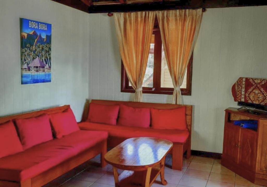 Posezení v ubytování Moorea Golf Lodge