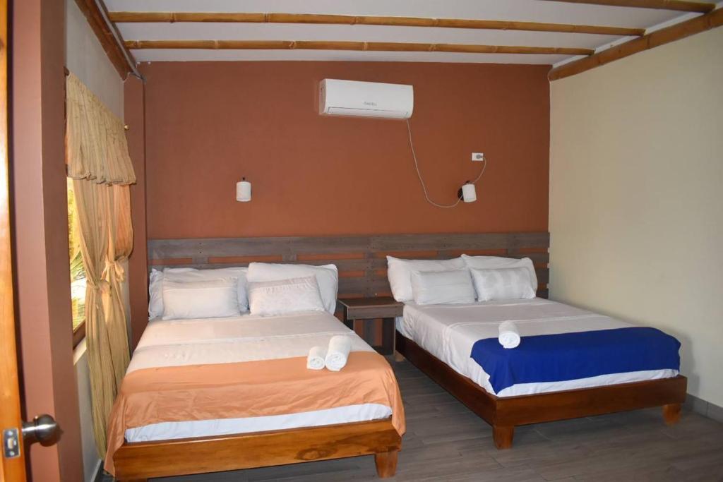 Hotel restaurante Andy - Housity
