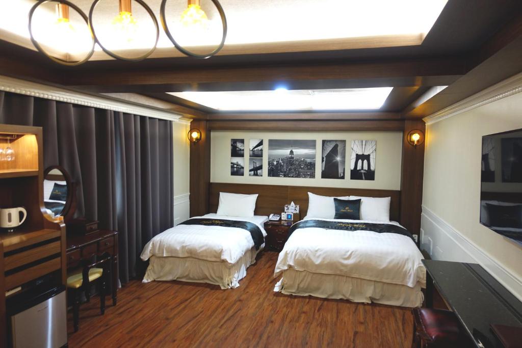 Prince Hotel - Housity