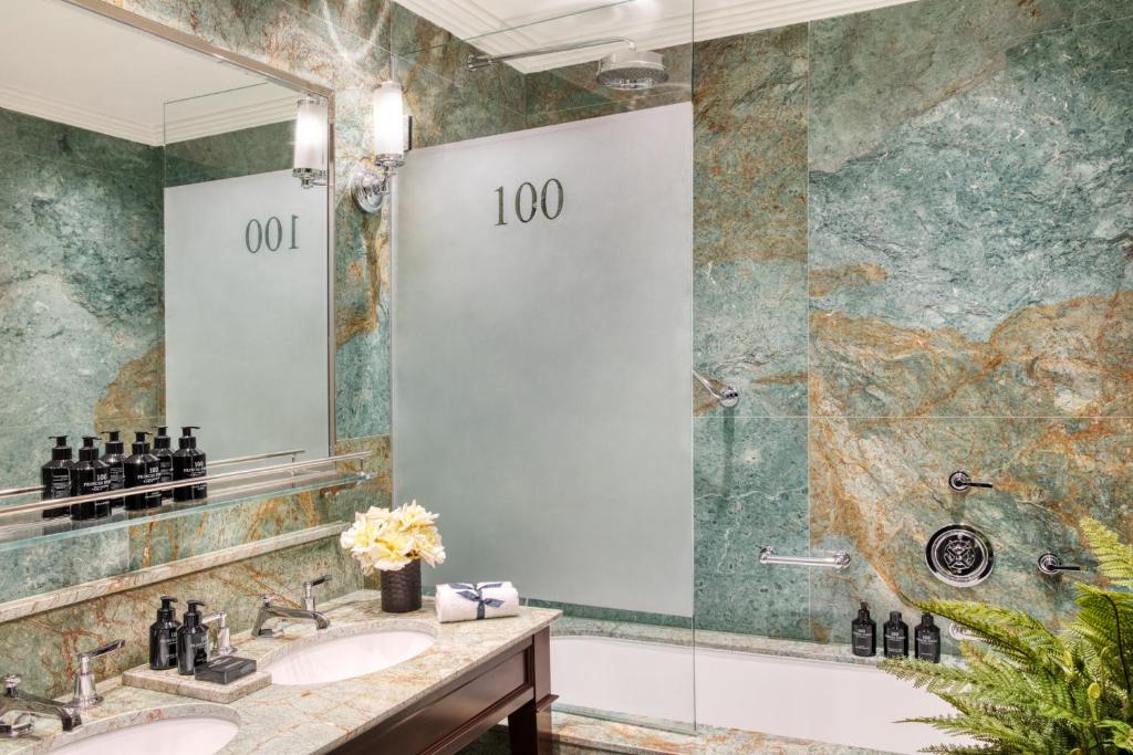 Hotel photo 32