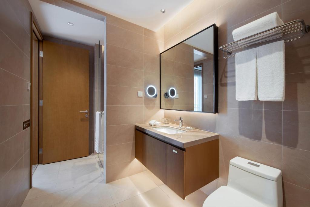 Koupelna v ubytování Dongguan Marriott Hotel