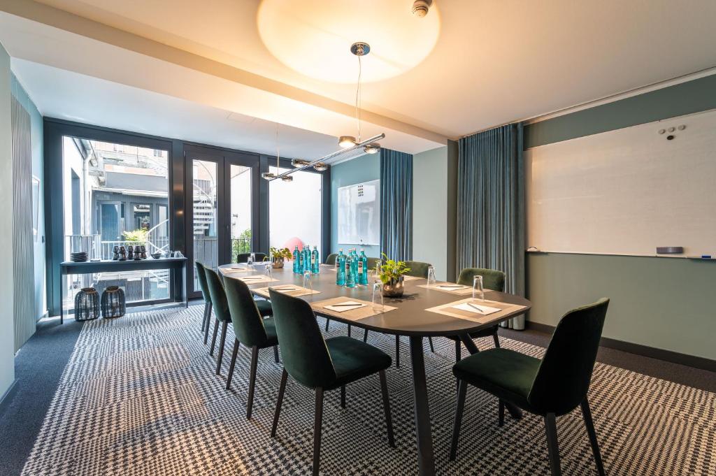 The Midtown Hotel - Resim 19