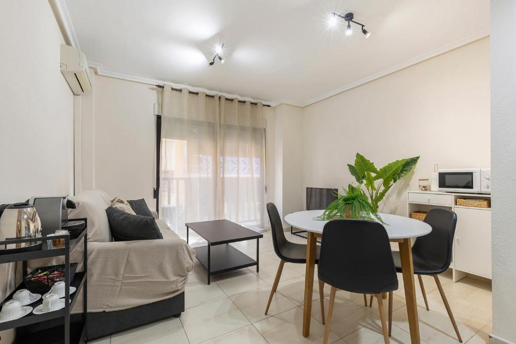 Vasallos apartment with AC and wifi